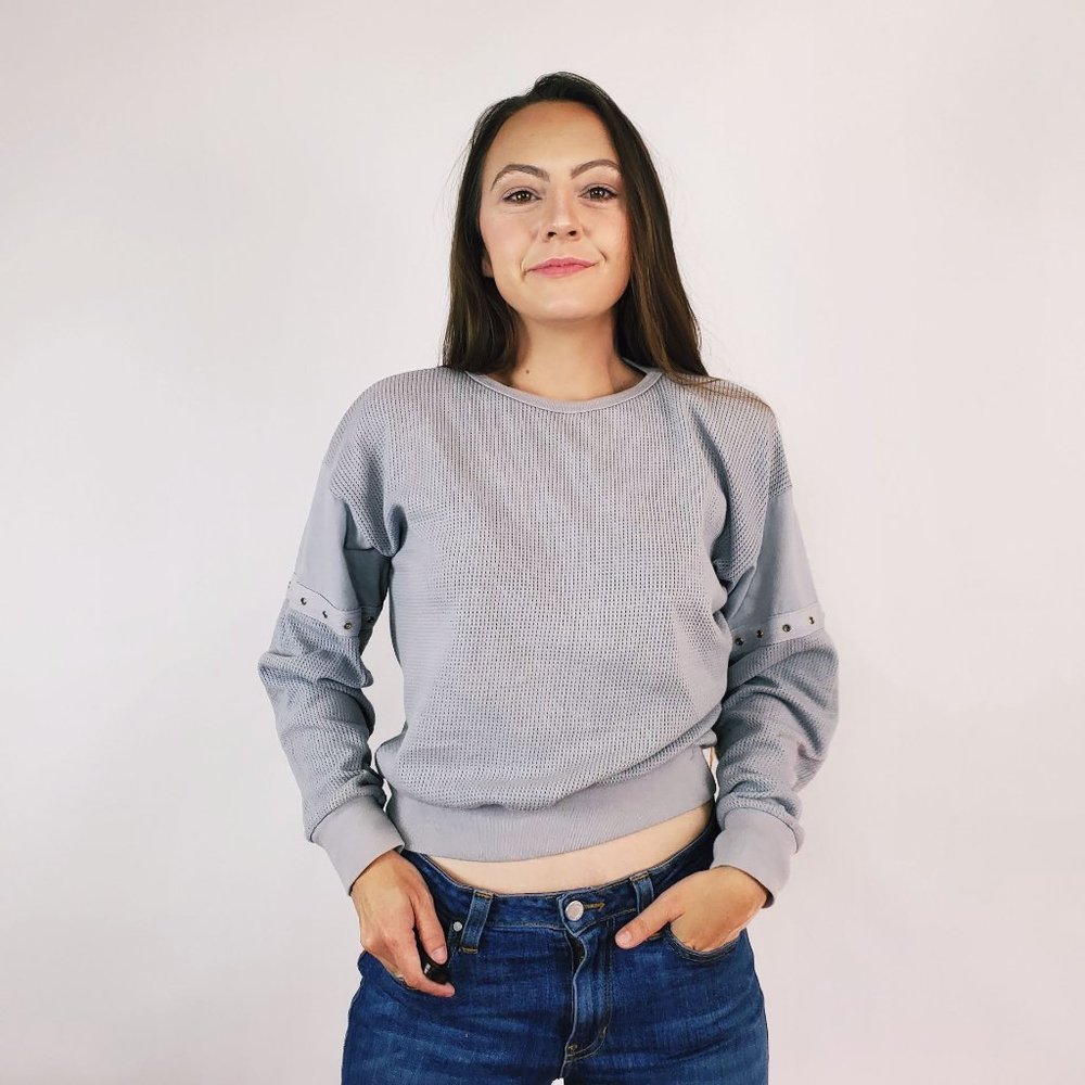Vintage Knit Grey Gray Crewneck Sweater Eyelets